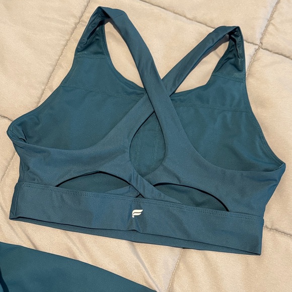 Fabletics Teal Leggings and Top Set - Picture 3 of 7
